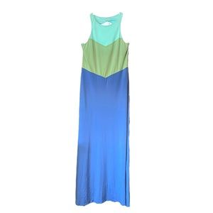 London Times I Sleeveless Gown‎